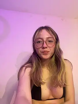 ReenKitty live XXX chat