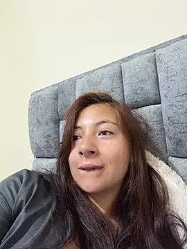 Karlee_Grey1 Adlı Modelin Canlı XXX Sohbeti