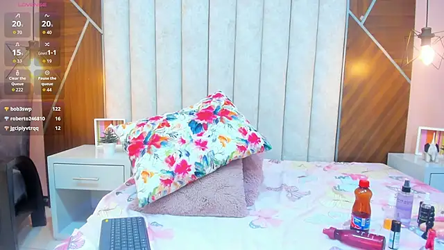 Arianaa_GrayのライブXXXチャット