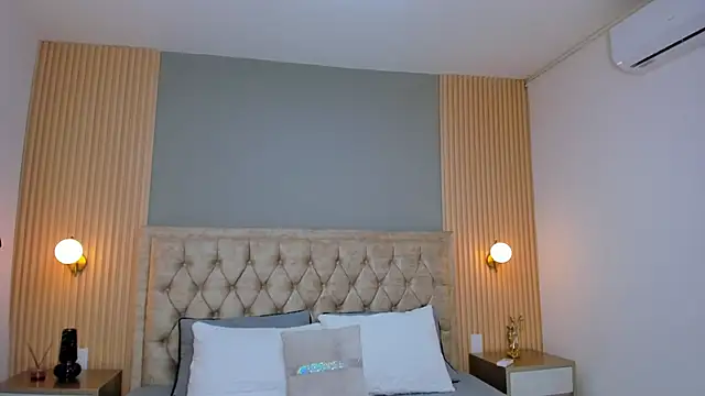 دردشة Maxii18_ الجنسية المباشرة