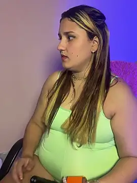 saray_gomez22 即時 XXX 聊天