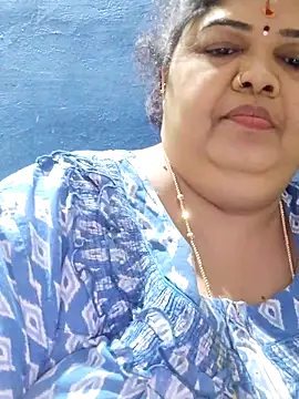 tamilthanushri Live XXX Chat