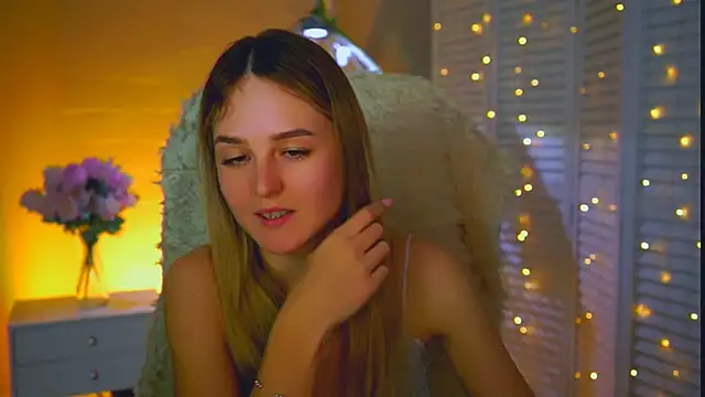 DeboraLarson Adlı Modelin Canlı XXX Sohbeti