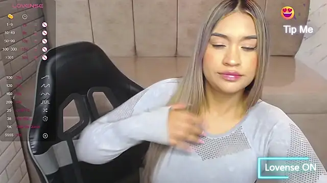 _Charlotte_v Live XXX Chat