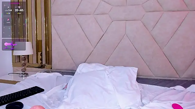 LunaPleasure Live XXX-Chat