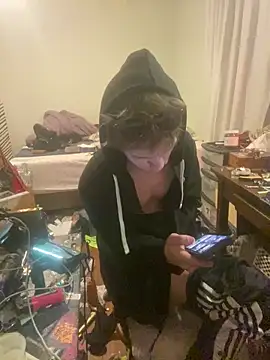 XanderOzzz webkamerás műsora