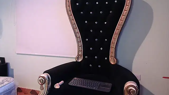 Czat XXX na żywo – CATALINA_HIL9