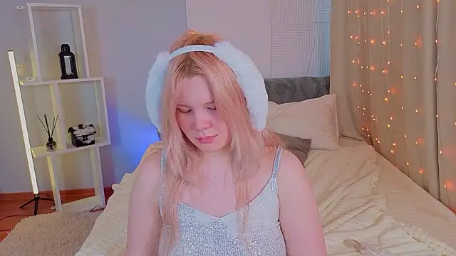 PinkyYoungPie Chat XXX in diretta