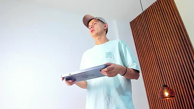 James_cute18 – webcam-show