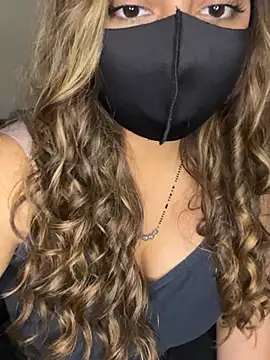 Mickeyminni88 Chat XXX in diretta