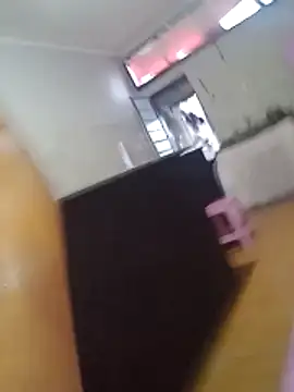 Millyhsantos 即時 XXX 聊天