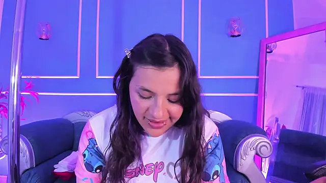 TaraTaylorr 现场XXX聊天