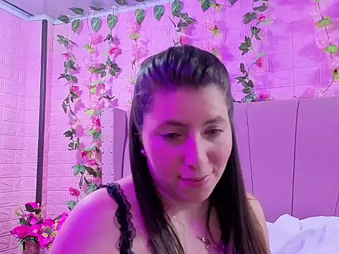 EmberCooper_ লাইভ XXX চ্যাট