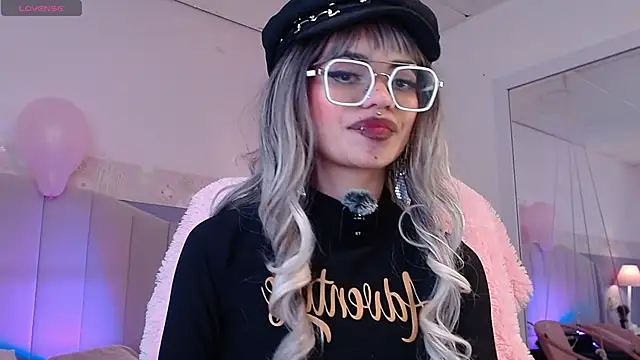 Chat XXX ao vivo de Emerald_gh