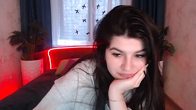 Chatroom XXX en direct de KisaModel