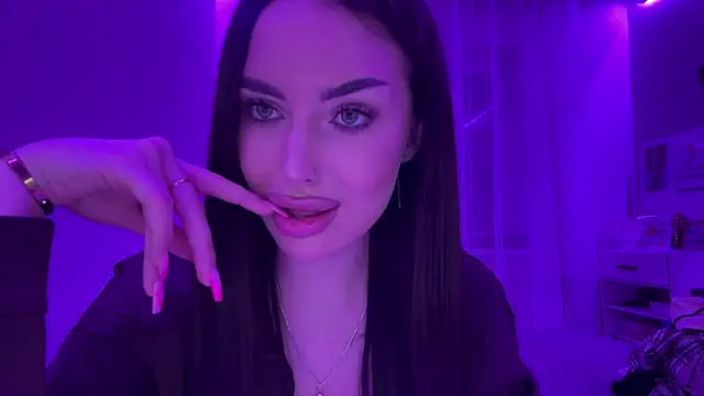 Chatroom XXX en direct de QueenGelik