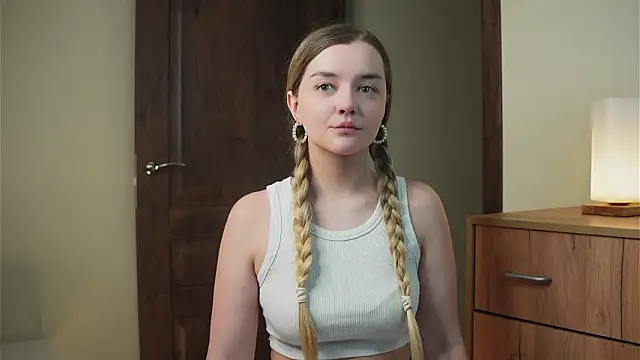 دردشة CecilyTouma الجنسية المباشرة