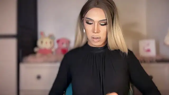 دردشة Barbara-Sprouse الجنسية المباشرة