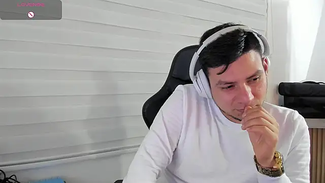 Chat XXX ao vivo de Rick_Adams