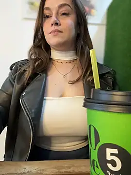 CrazyTori Live XXX-Chat