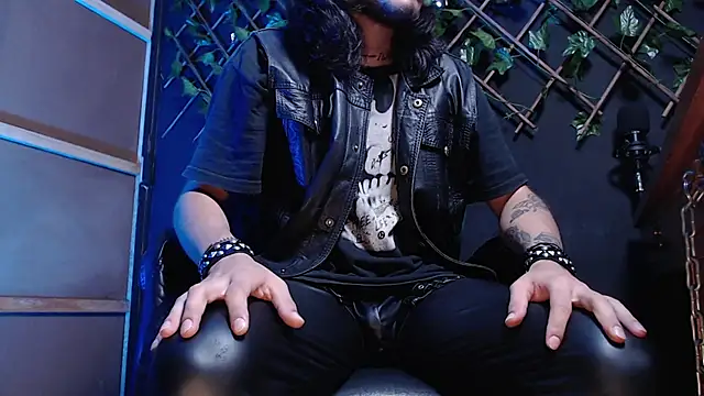 Dicaprioo_: απευθείας συνομιλία ΧΧΧ