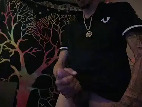 badboy366 Adlı Modelin Canlı XXX Sohbeti