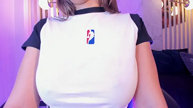 Chat +18 de Oriana_gh ao vivo