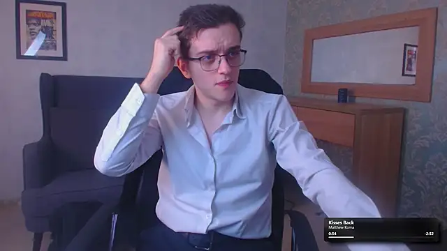 FelixStarkk Adlı Modelin Canlı XXX Sohbeti