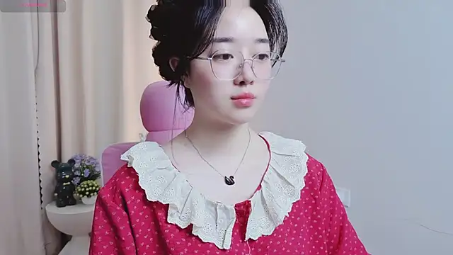 Živý XXX chat Miu-999