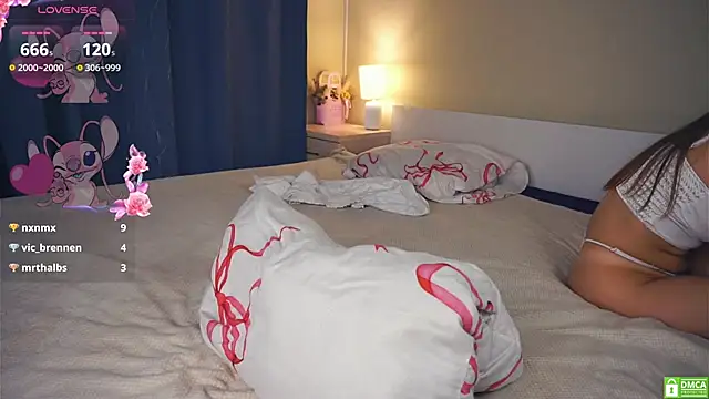 LoraDavi: онлайн-секс-чат