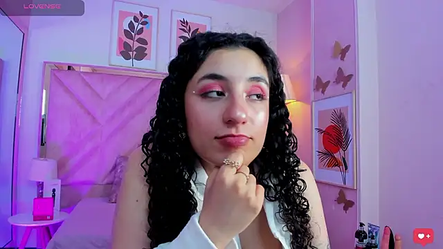 DemiJones_のライブXXXチャット