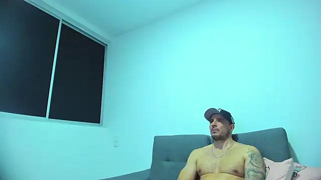 XXX chat uživo modela Dagoti