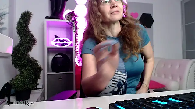 Chatroom XXX en direct de AnnikaRose
