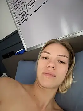 Chat XXX ao vivo de -Sexy_Barbie-