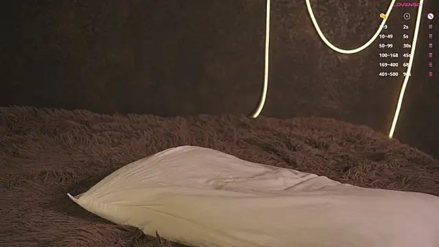 LinoAdaro: онлайн-секс-чат