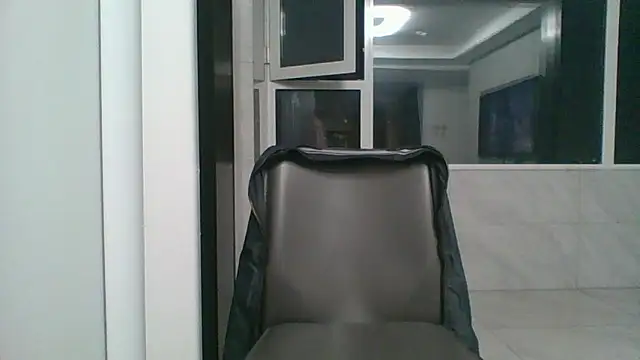 nole_china7 Adlı Modelin Canlı XXX Sohbeti