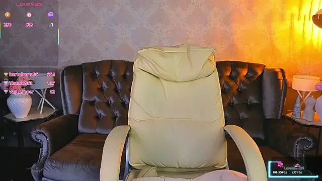 Neyla_CharmのライブXXXチャット