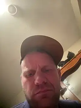 IDGAF-INDB: απευθείας συνομιλία ΧΧΧ