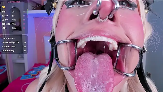 miss___megan Adlı Modelin Canlı XXX Sohbeti