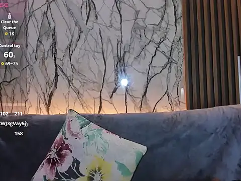 Pauline_Fox: онлайн-секс-чат