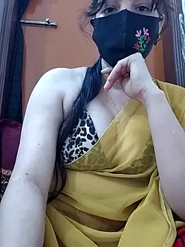 Saanvi-Sen Show in webcam
