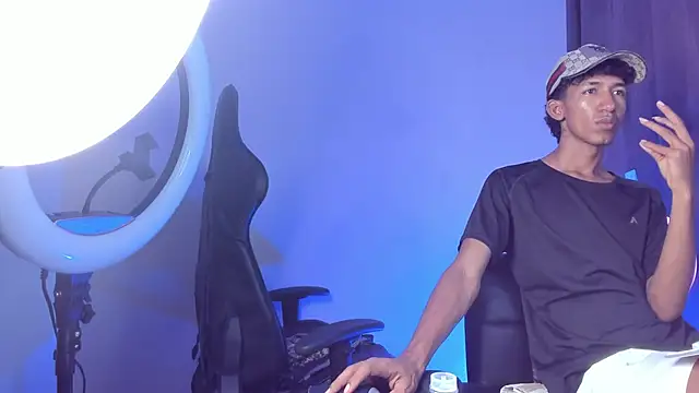 neitan_miller_ লাইভ XXX চ্যাট