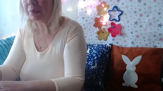 QueenLana Webcam Show