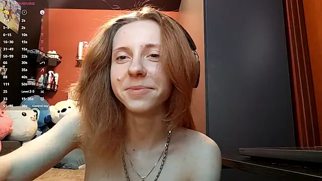 TiaraHenegan Adlı Modelin Canlı XXX Sohbeti