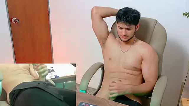 دردشة KaelSwitch الجنسية المباشرة