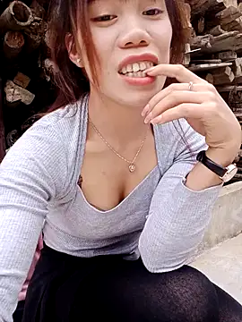 nhinhi-sexy Live XXX-Chat