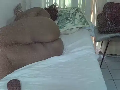 Sexymamma9: онлайн-секс-чат