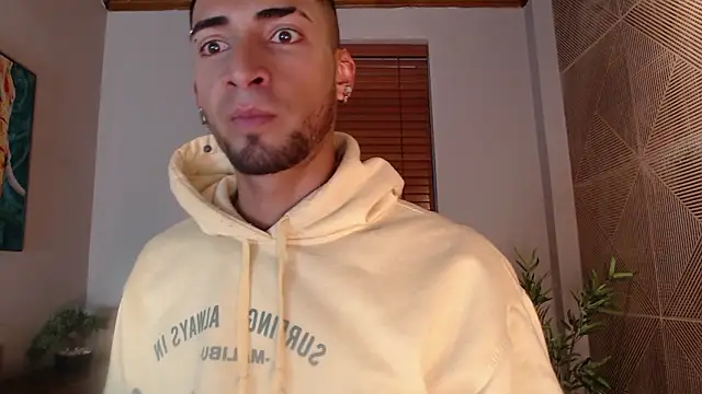 DrakeNeumann 即時 XXX 聊天