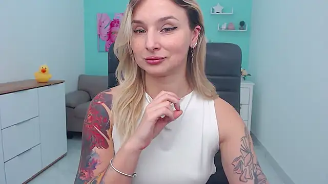 LilFleurish Chat XXX live