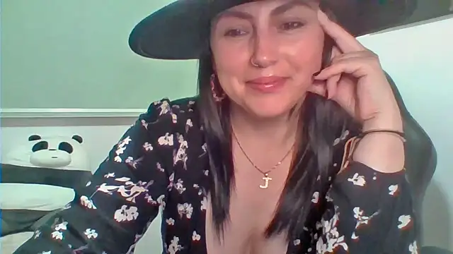 Venusina_07 Chat XXX live